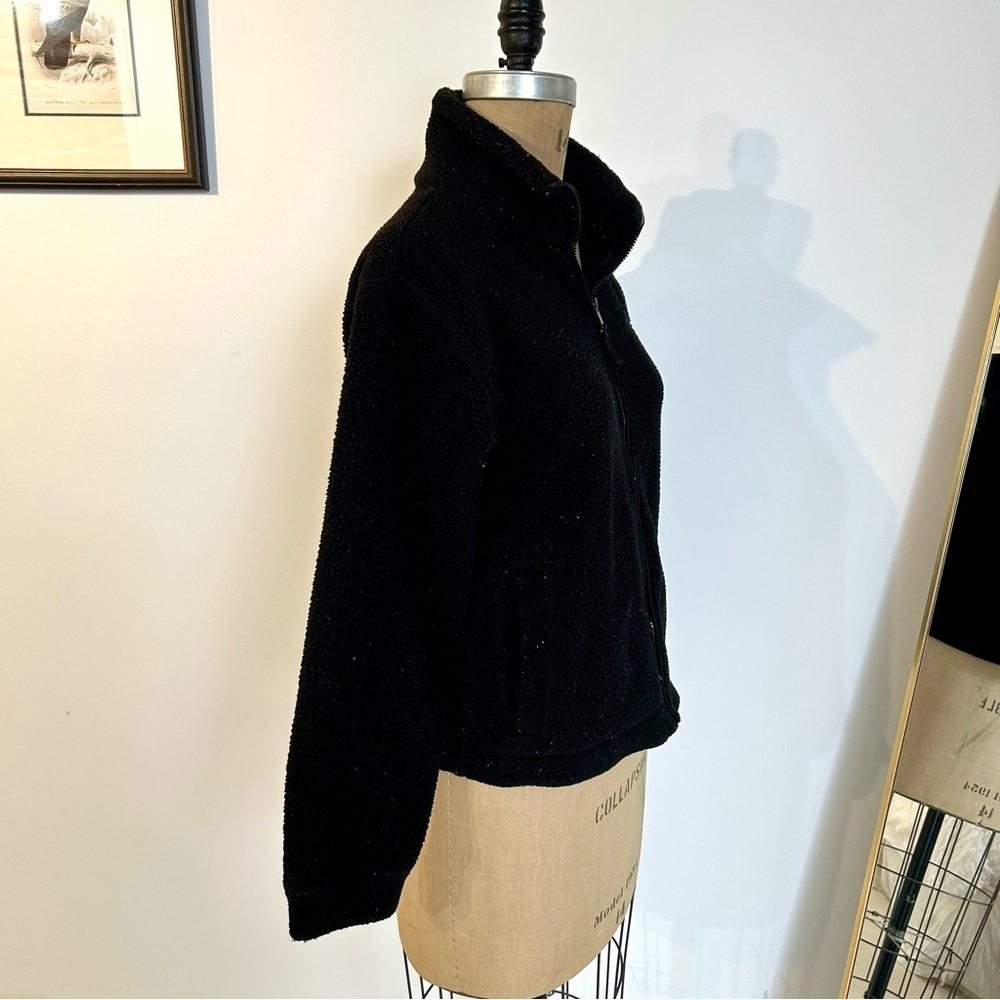 GAP Women’s Black Teddy Fleece Zip Up Jacket Sz S - Picture 3 of 13